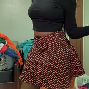 Casual striped mini skirt